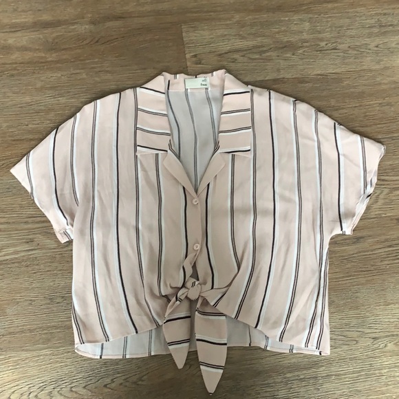 Wilfred Tops - Aritzia short sleeve